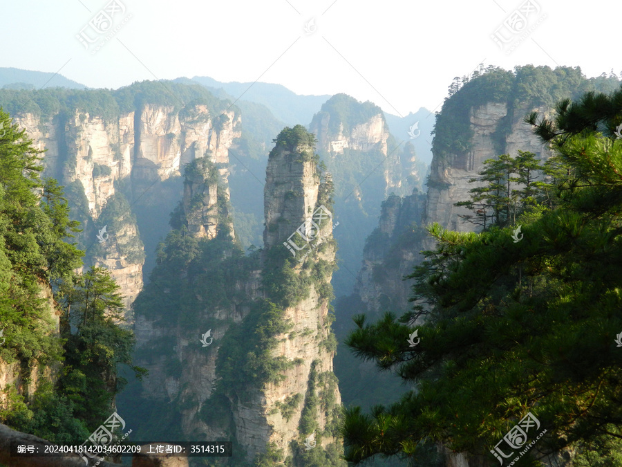 張家界的山-匯圖網(wǎng) fosd68.com 張家界的山