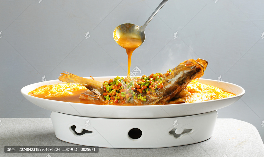 浓汤烧鳜鱼