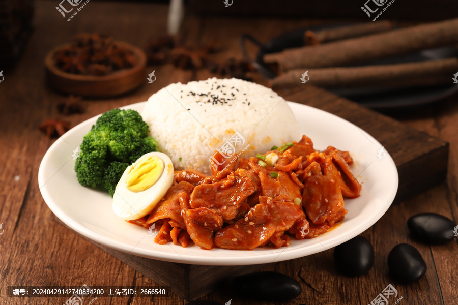 烤肉蓋澆飯