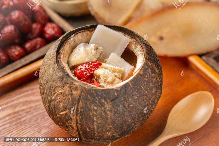 紅棗椰子雞湯