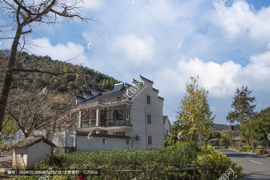 金秋八都岕田園風(fēng)光