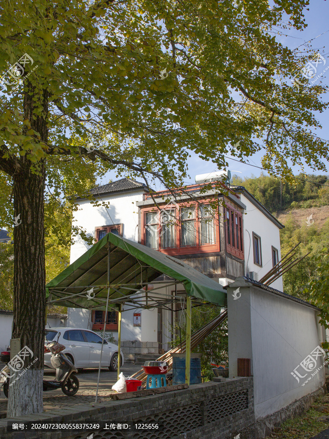 金秋八都岕田園風光