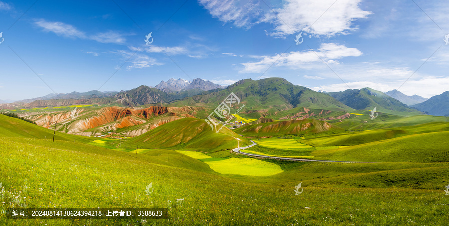 青海祁連縣卓爾山全景風(fēng)光