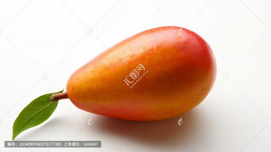 一個(gè)帶莖和葉子的梨