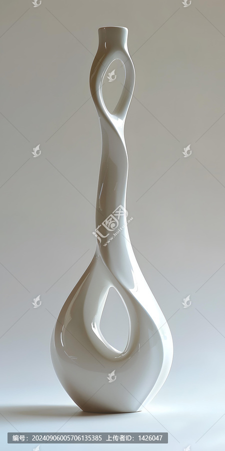 一件白色的陶藝花瓶的圖片