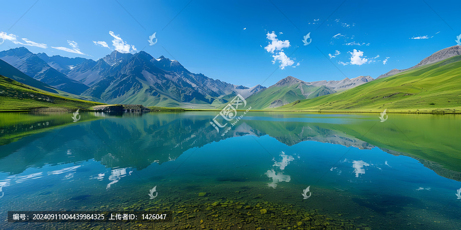 山峰湖泊倒影風(fēng)景