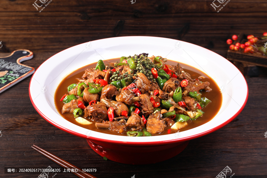 農(nóng)家燒土雞