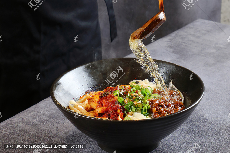 油潑面