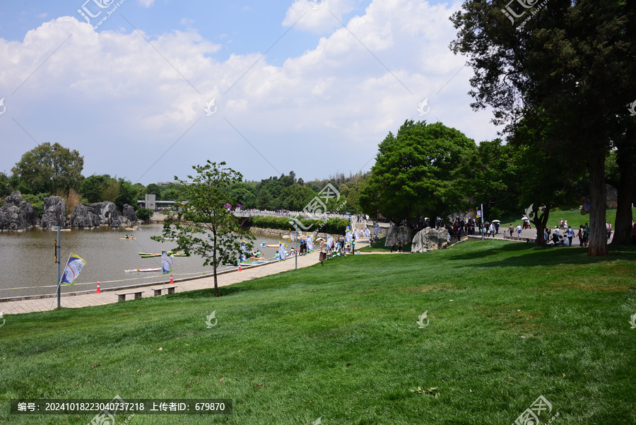 公園綠地池塘