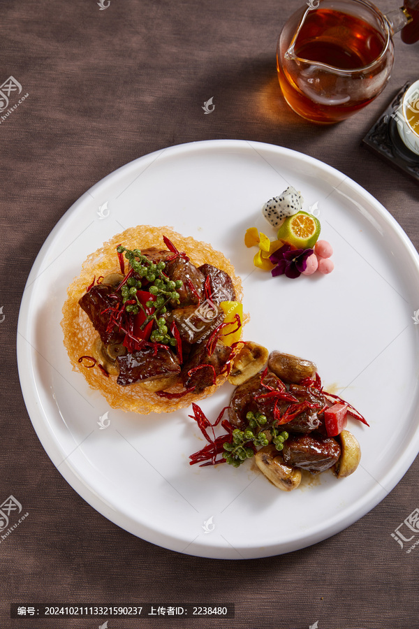 鮮花椒雪花牛肉粒