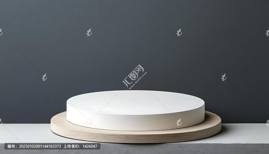簡(jiǎn)約白色木質(zhì)展示臺(tái)
