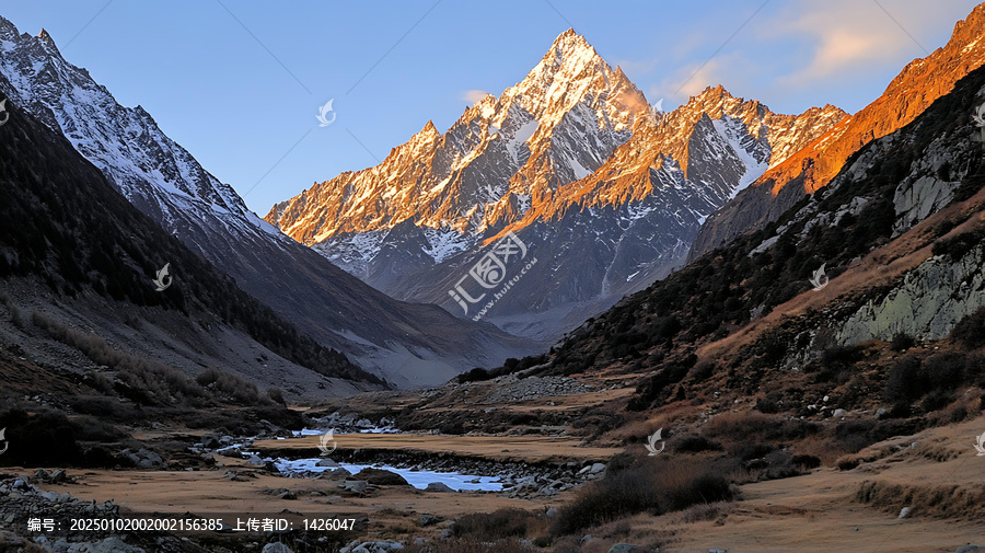 日出山谷壯麗景色