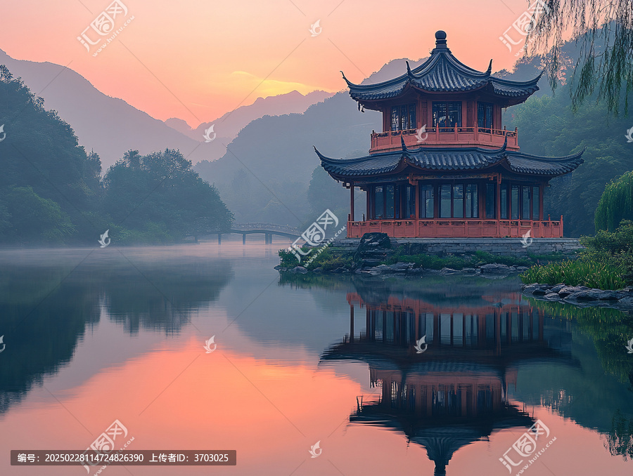 晨霧中的懷思亭