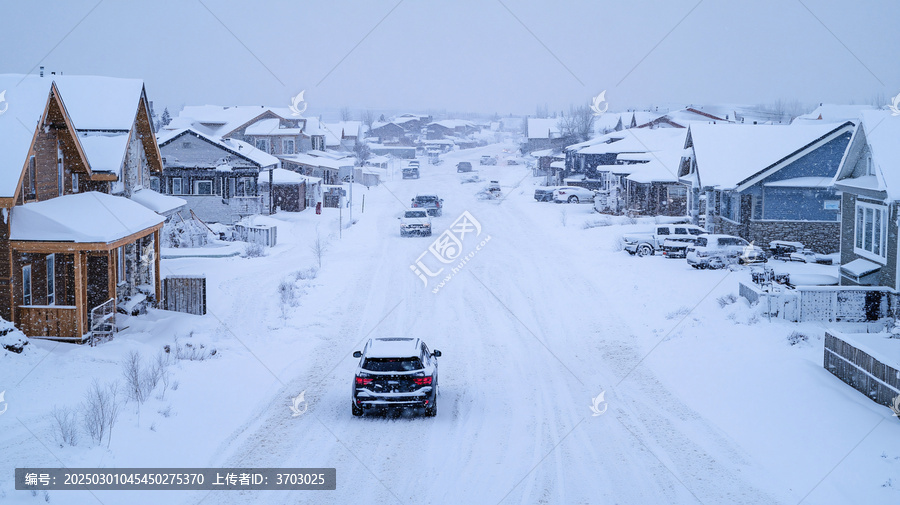 西部雪景交通