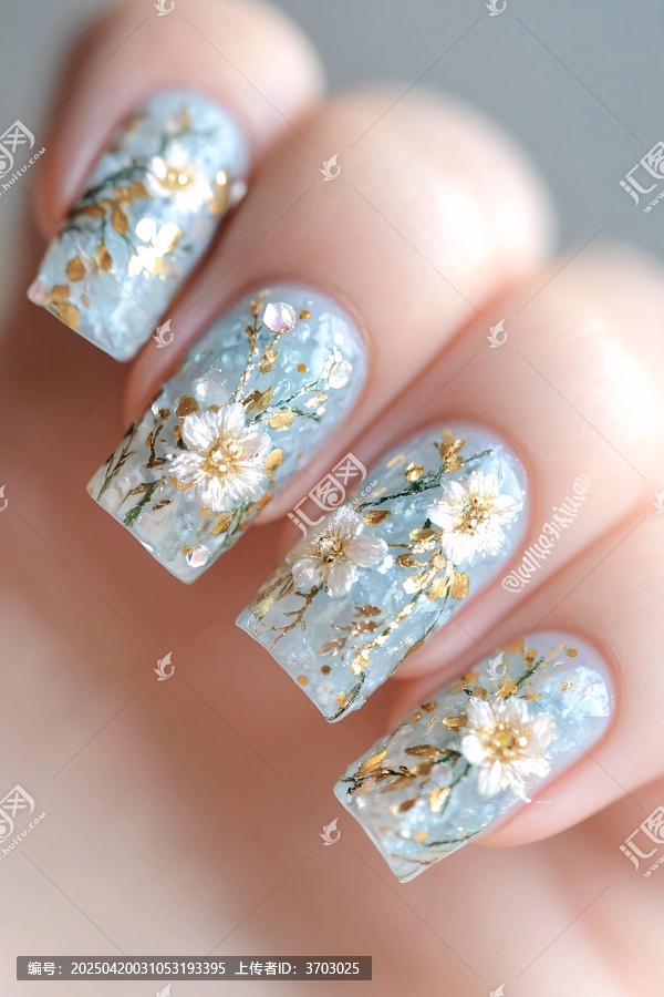 海藍(lán)寶石花朵美甲