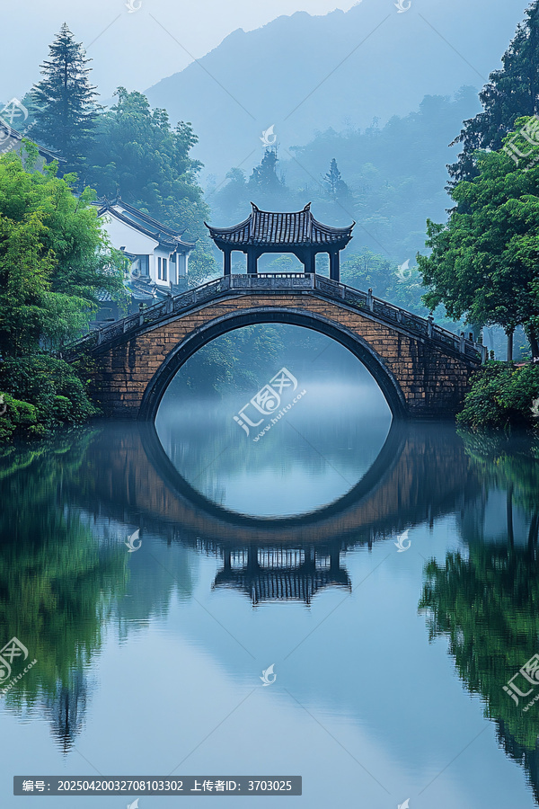 古橋倒影