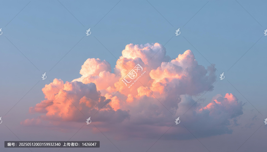 夕陽下的彩云絢麗景象