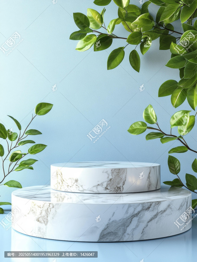 優(yōu)雅大理石展示臺與綠色植物