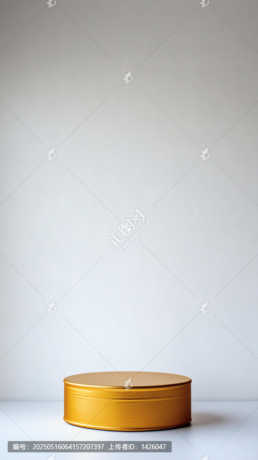金色圓柱形展示臺(tái)