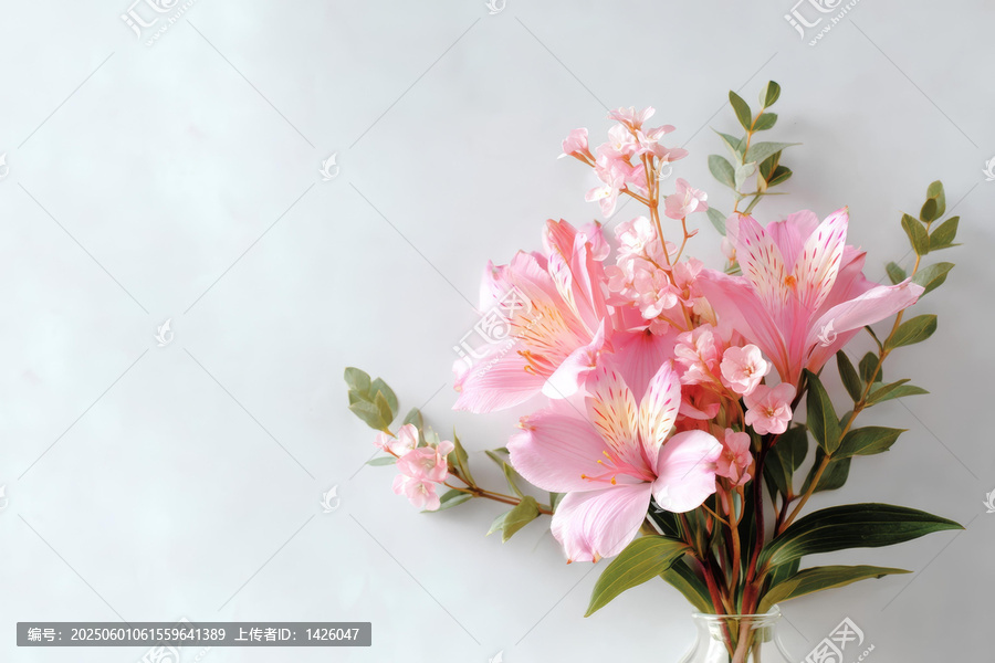 淺粉色花束的溫馨擺放