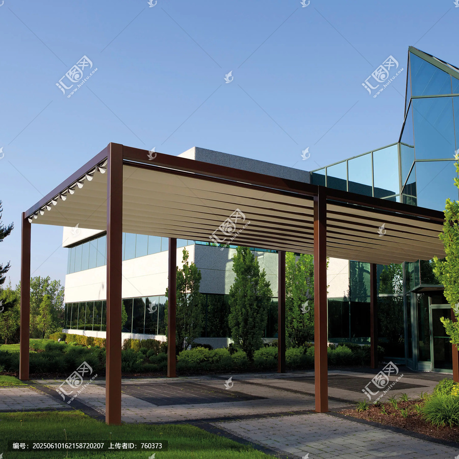 現(xiàn)代玻璃建筑與戶外廊架