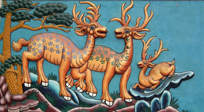 雕像群鹿壁画