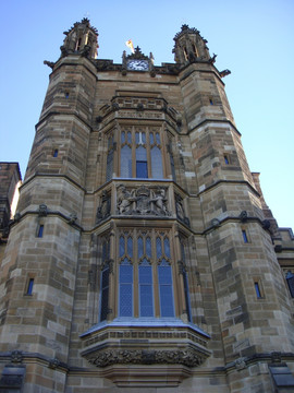 悉尼大学