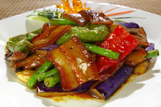虎皮三蔬回锅肉