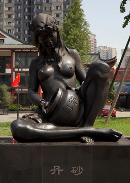 重庆巴国城雕塑