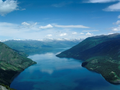 高山湖