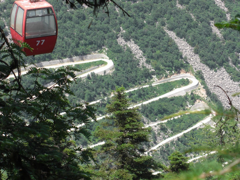 陕西太白山山路十八弯