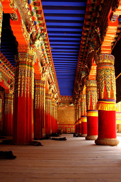 郎木寺门柱