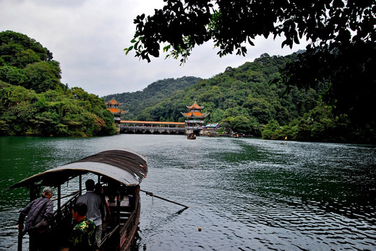 景湖秋色