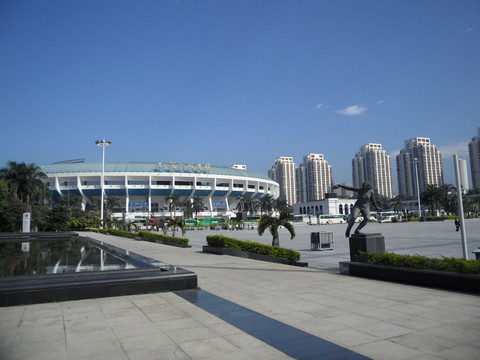 深圳体育场 广场 路灯 喷水池 雕像