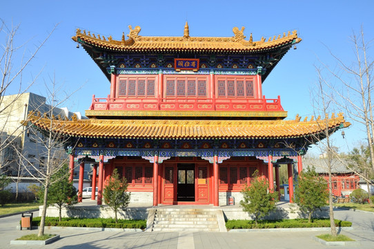 尊经阁
