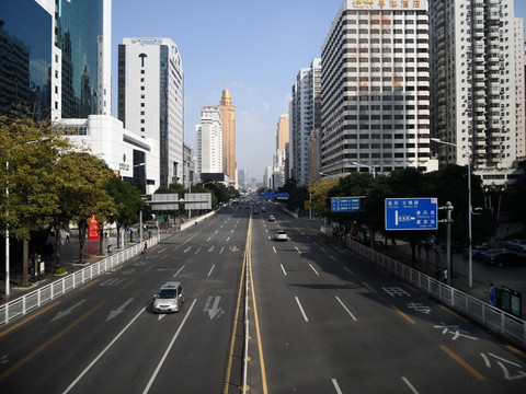 深圳建筑群 道路 车流 现代城市