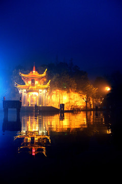 报国寺