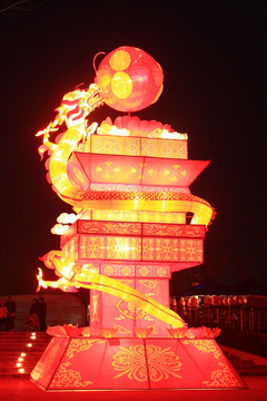 龙年龙灯