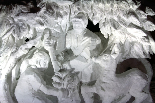 雪雕展览 生态和谐