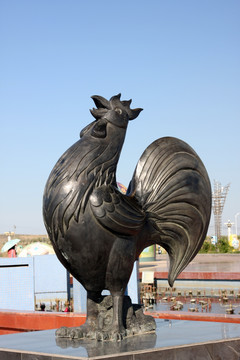 生肖雕塑 鸡
