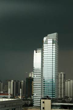 暴雨将至