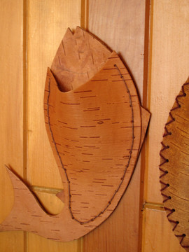 赫哲民族传统桦树皮工艺品