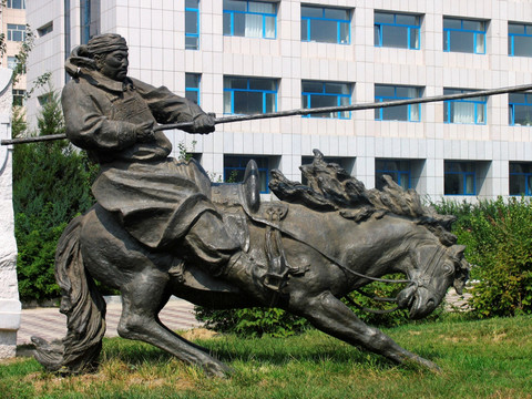 赤峰城市雕塑 套马
