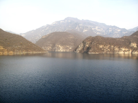 高峡平湖