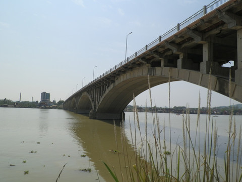 大桥