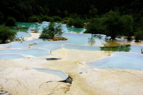 四川黄龙风光