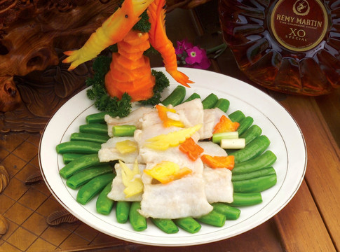 碧绿石斑鱼块