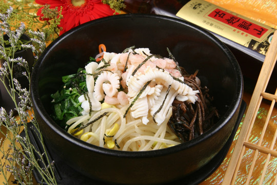 时蔬海鲜锅
