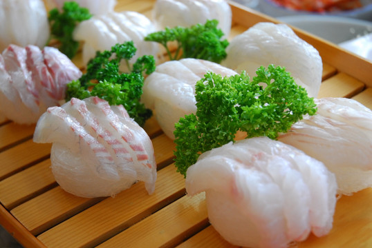 韩国料理 生鱼片
