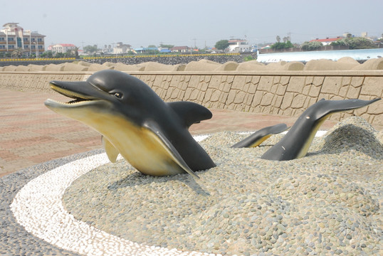 雕塑 海豚